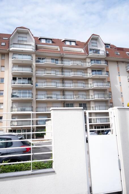 White & Sea, Face A La Mer Bray-Dunes Exterior foto